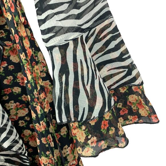 ASOS Design Wrap Mini Dress Zebra Dark Floral Bell Sleeve Ruffle Maternity 4 - Picture 7 of 12